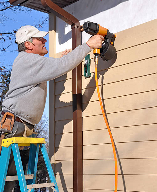 Best Wood Siding Installation  in Collinsburg, PA